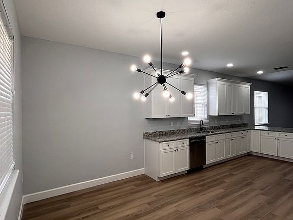 3rd image of 3904 Osprey Pointe Cir
