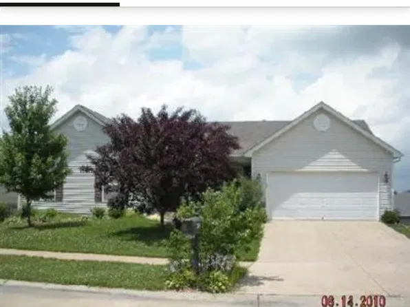 2040 Williamstown Dr, Saint Peters, MO 63376