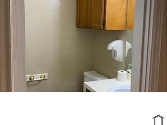 5th image of 3618 Crestbrook Ct APT 3