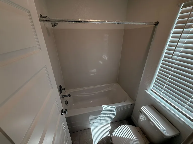 12629 Hereford Ave — Photo 27