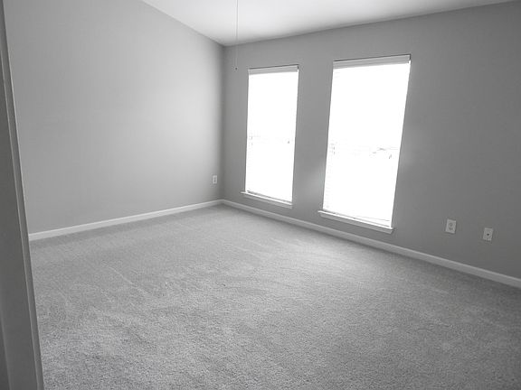 5th image of 1615 Elmwood Ct #1615
