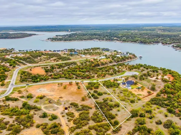 134 Shoreline Dr, Cisco, TX 76437