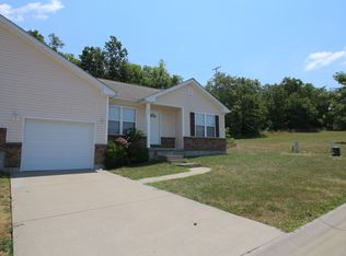 800 Douglas St, New Haven, MO 63068
