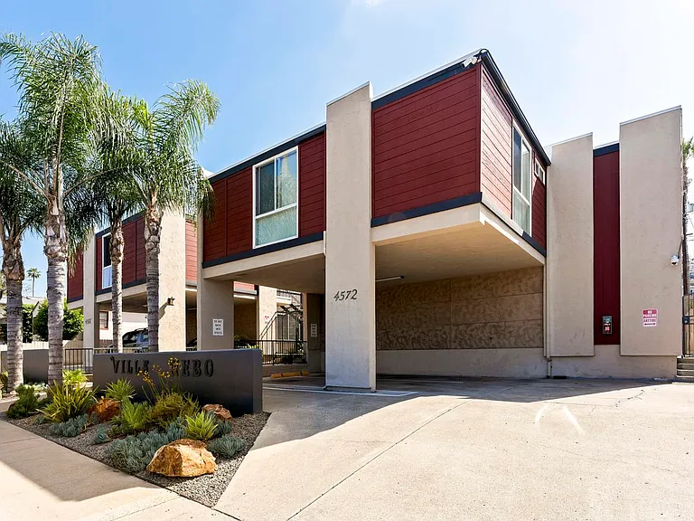 4572 Nebo Dr #H — Photo 2
