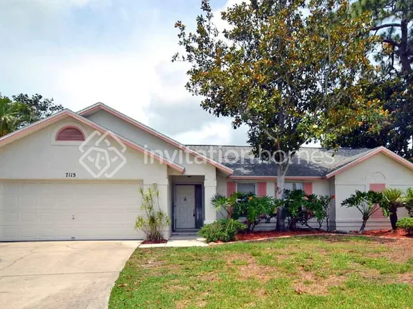 7115 Queen Palm Cir, Sarasota, FL 34243