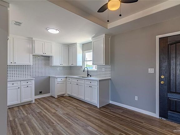 3rd image of 5520 Frisco Dr
