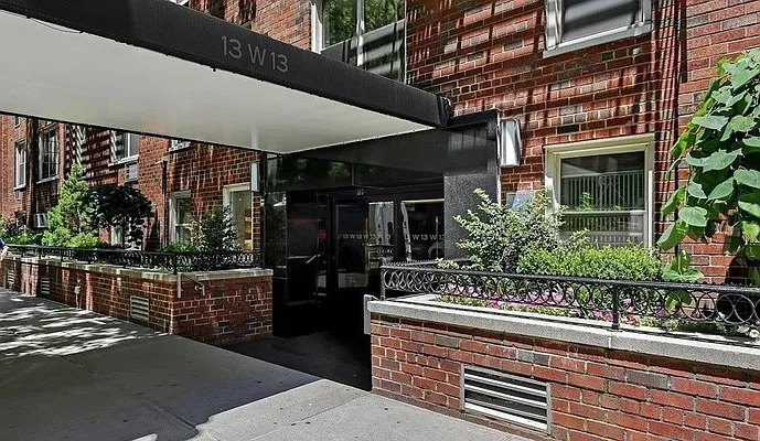 Sold by Compass | media 16