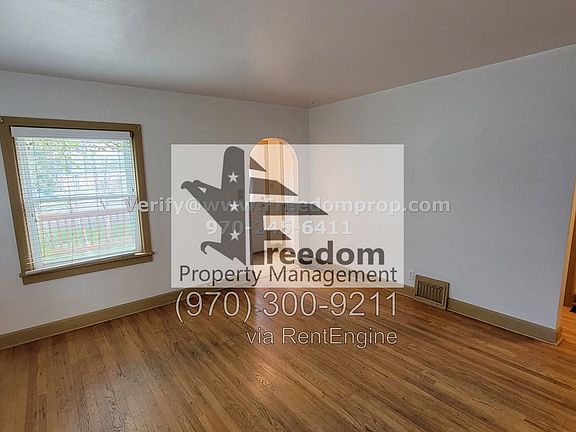2nd image of 1540 Main St