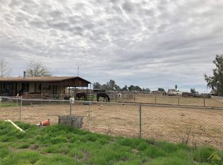 3601 Buttonwood Ave, Bakersfield, CA