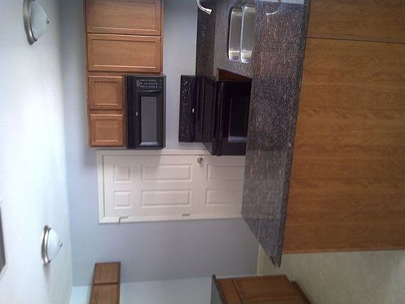 5th image of 305 N Country Club Way