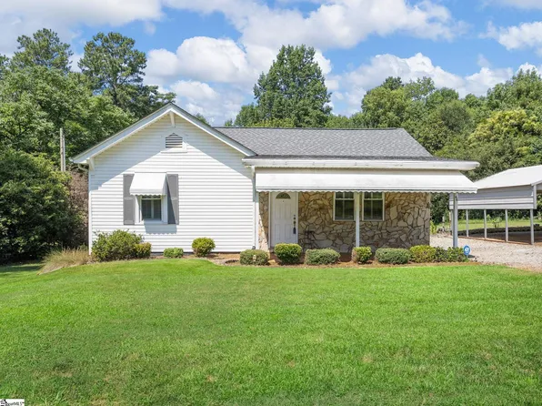 46 Chestnut St, Startex, SC 29377