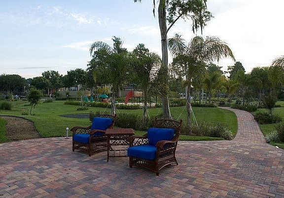 3rd image of 3985 Versailles Dr #3985F