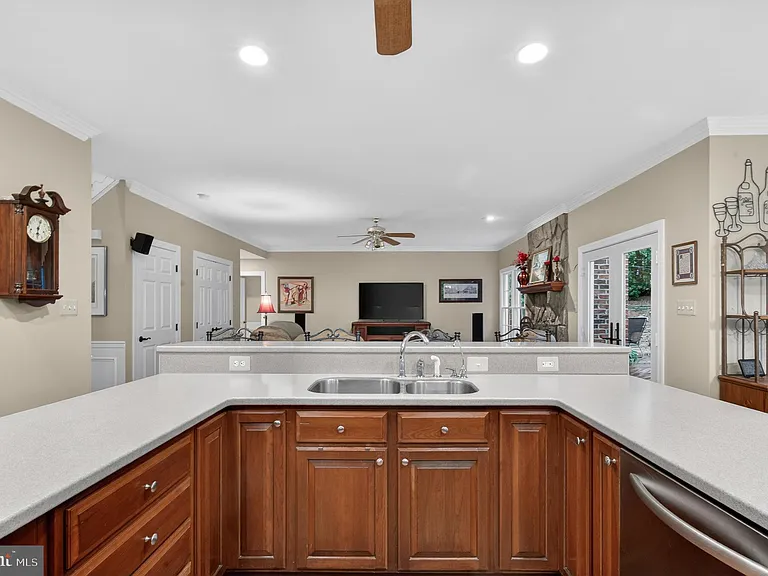 6601 Colchester Rd — Photo 14
