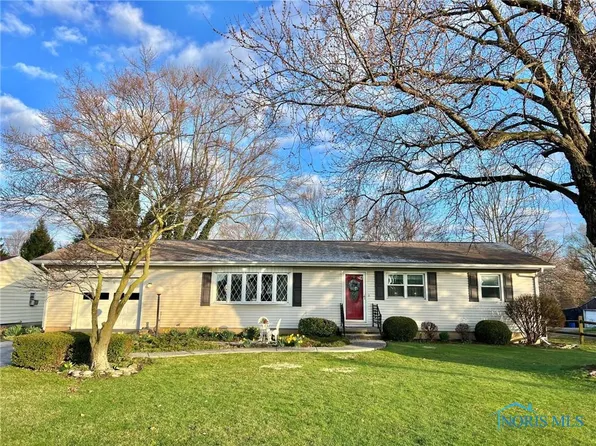 9356 State Route 12, Findlay, OH 45840