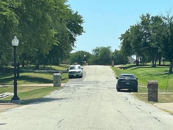 5th image of 4504 Argyle Ln