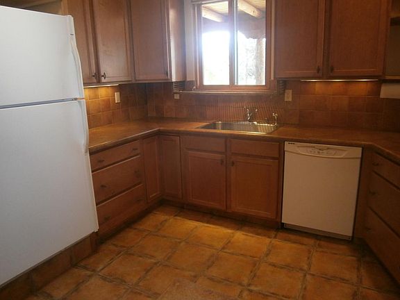 5th image of 3940 Old Santa Fe Trl