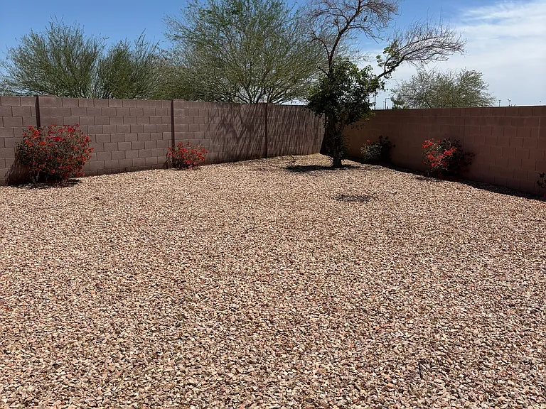 15957 W Larkspur Dr — Photo 12