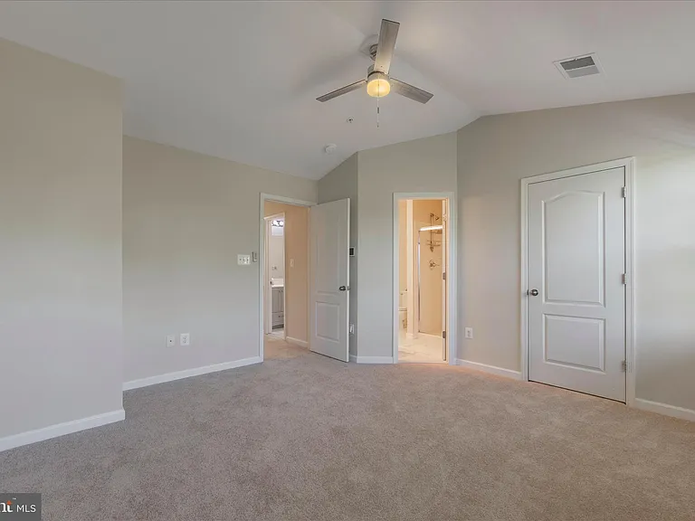 11696 Palm Desert Pl — Photo 28