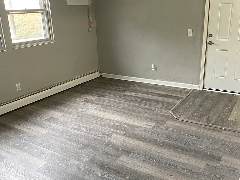 4225 NW 11th St #5 — Photo 5