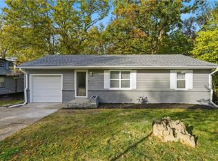3212 NE Walnut Rd, Kansas City, MO 64117