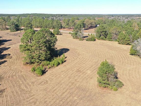 3rd image of 16773 Texas Hwy #77