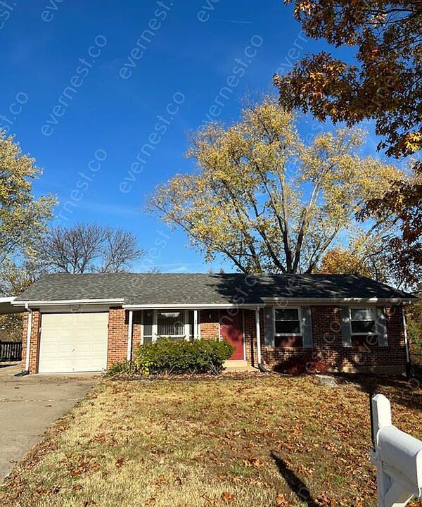 1st image of 1083 Dawn Valley Dr