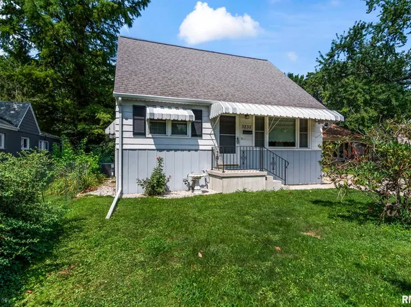 3235 S 3rd St, Southern View, IL 62703
