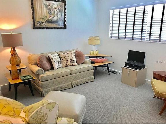 4th image of 5924 5th Ave N #4
