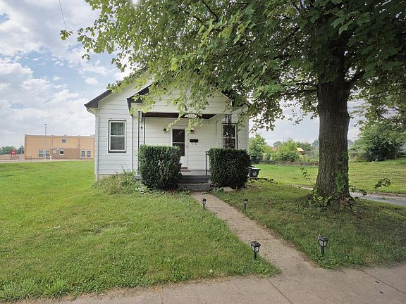2nd image of 6926 Mearl Ave