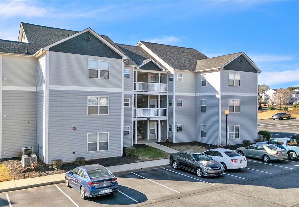1st image of 146 University Village Dr APT K