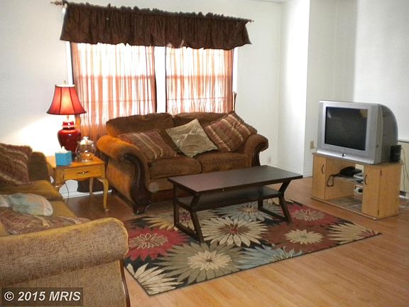 5th image of 4513 Romlon St APT 204