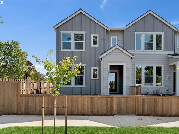 5897 SE Powell Valley Rd, Gresham, OR 97030