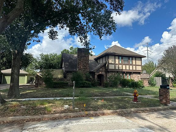 3rd image of 409 W Forrest Ln