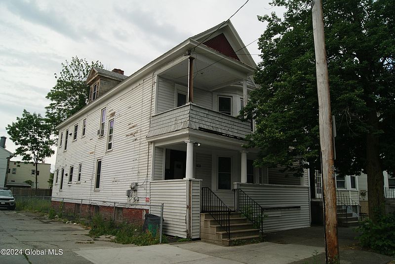 3rd image of 503 Washington Avenue