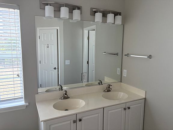Master bath with garden tub and seperate shower