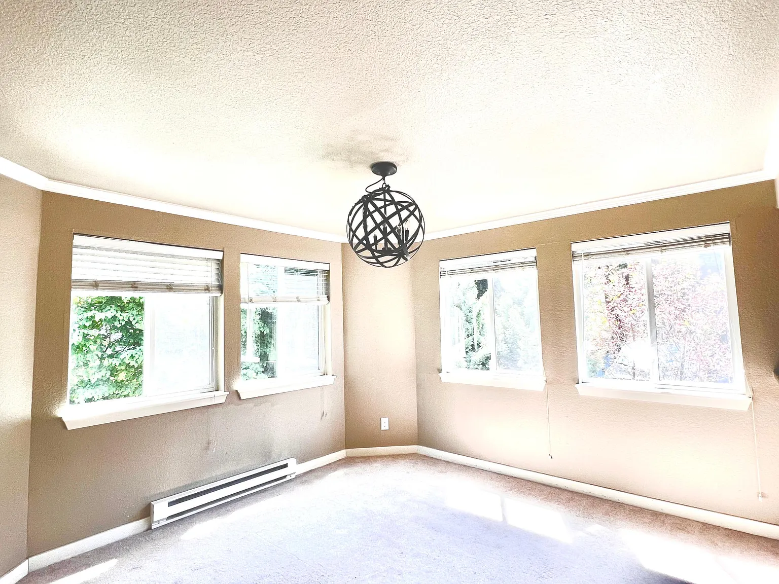 2 bed, 1070 sqft, $2,200 — Photo 2