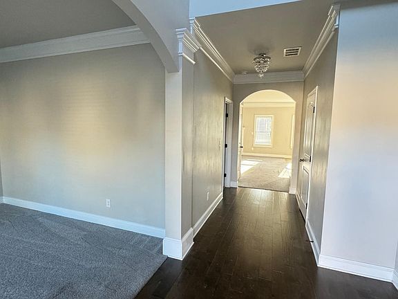 3rd image of 265 Sanctuary Dr