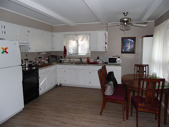 5th image of 8929 South St