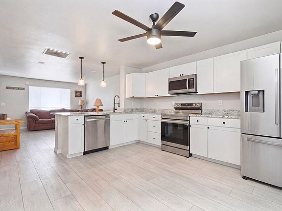 4th image of 3236 White Ave APT 1