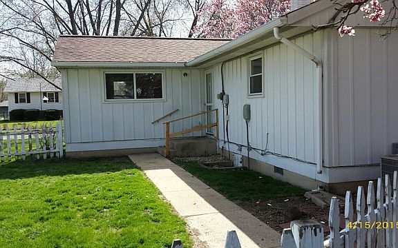 2nd image of 2601 Fairway Dr
