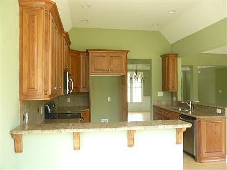 5th image of 295 Lauren Pines Dr