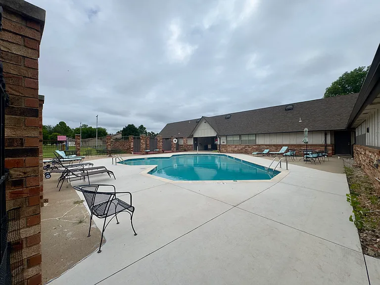 14002 Crossing Way E — Photo 42
