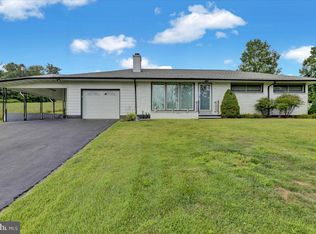 1076 Freemansville Rd, Reading, PA 19607