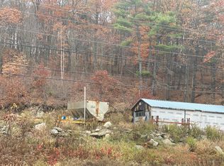 106 Turkey Ln, Turner, ME 04282