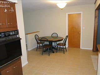 3rd image of 2710 Peterson Ln