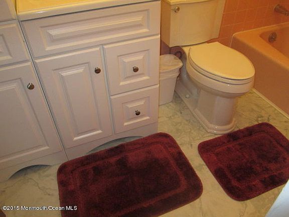 5th image of 31 Brooks Court #C