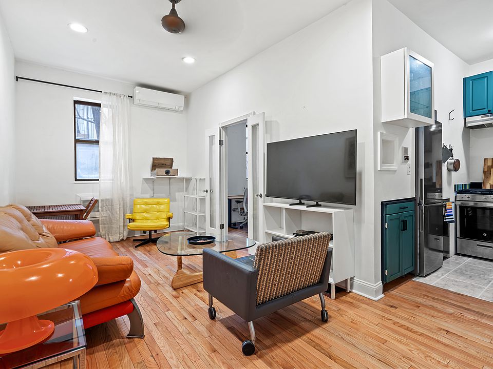 1st image of 507 E 12th St APT 1B