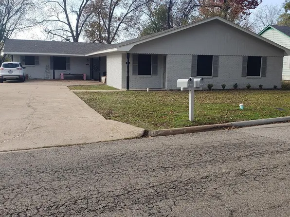 1217 Fisher St, Sulphur Springs, TX 75482