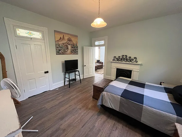 1220 Lafayette Ave — Photo 14