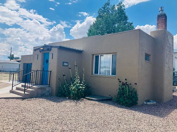 617 W Bridge Ave, Saratoga, WY 82331